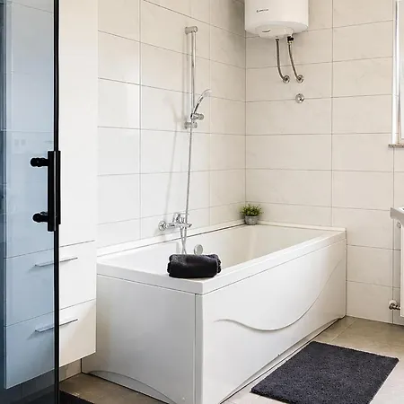 Gorgeous In With Wifi Apartment *