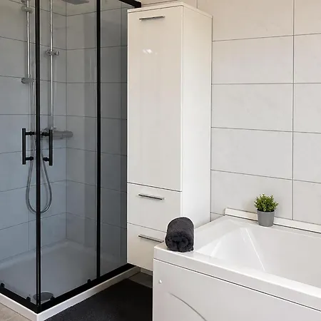 Gorgeous In With Wifi Apartment *